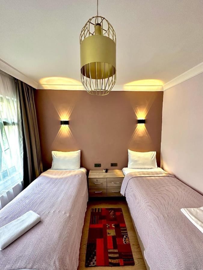 Terrace Guesthouse Istanbul Exterior foto